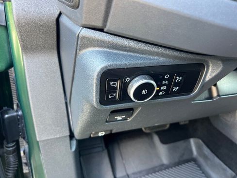 Used 2025 Ford Bronco Badlands AWD/4WD image 10