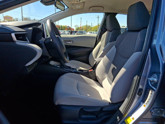 Used 2021 Toyota Corolla LE FWD image 13