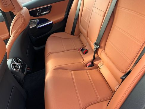 Certified 2025 Mercedes-Benz C 300 4MATIC Sedan image 13