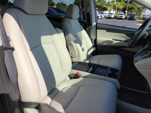 New 2026 Honda Odyssey EX-L image 6
