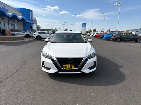 Used 2022 Nissan Sentra SV FWD image 16