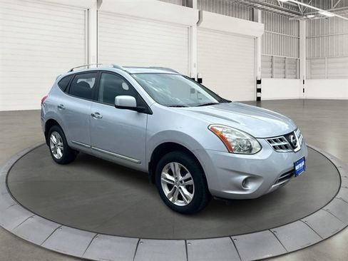 Used 2013 Nissan Rogue SV w/ Premium Pkg AWD/4WD image 7