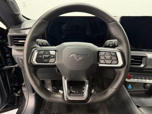 Certified 2024 Ford Mustang Coupe RWD image 22