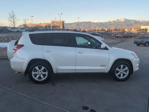 Used 2012 Toyota RAV4 Limited image 8