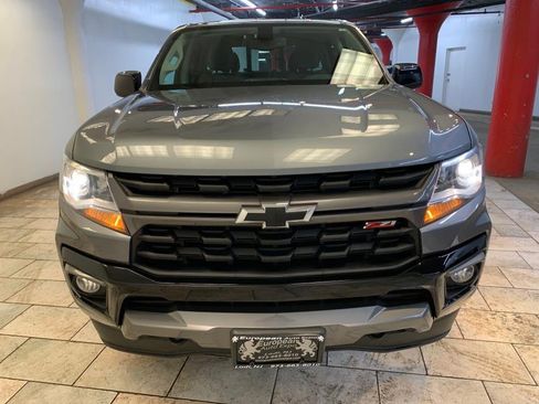 Used 2022 Chevrolet Colorado Z71 image 2