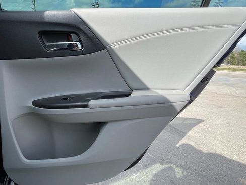 Used 2013 Honda Accord EX-L image 37