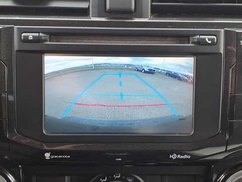 Used 2015 Toyota 4Runner Trail AWD/4WD image 13