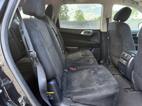 Used 2015 Nissan Pathfinder SV w/ Trailer Tow Package FWD image 25