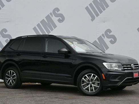 Used 2021 Volkswagen Tiguan S image 3