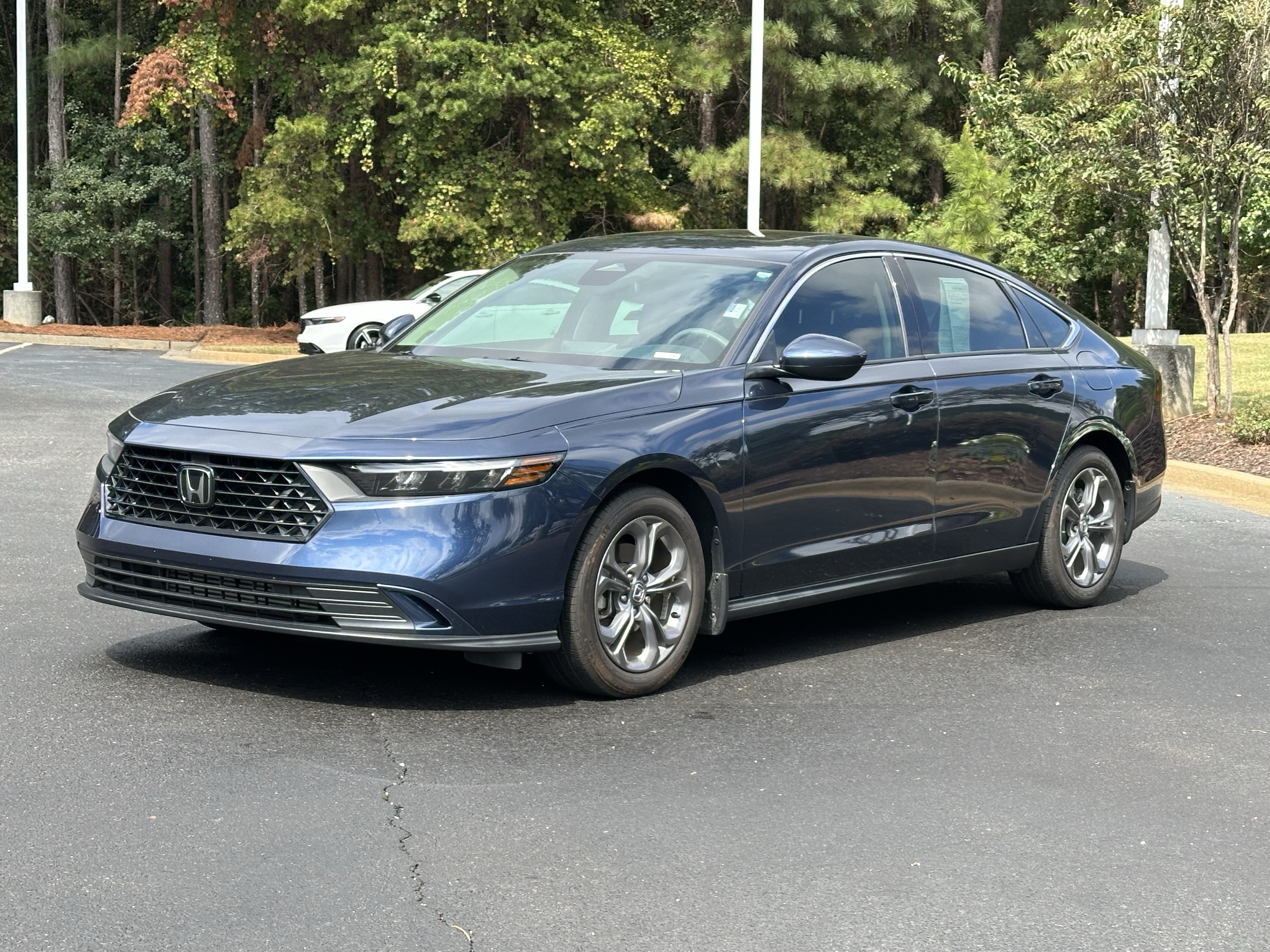 Used 2024 Honda Accord EX image 5