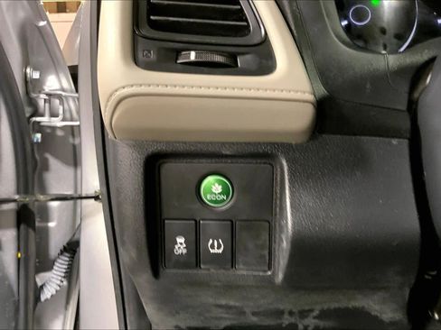 Used 2022 Honda HR-V LX image 33