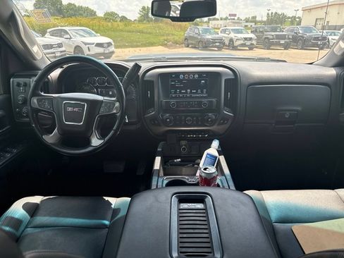 Used 2019 GMC Sierra 3500 SLT w/ Duramax Plus Package AWD/4WD image 11