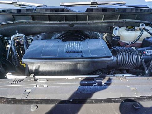 Used 2025 Chevrolet Tahoe Z71 w/ Z71 Off-Road Package image 25