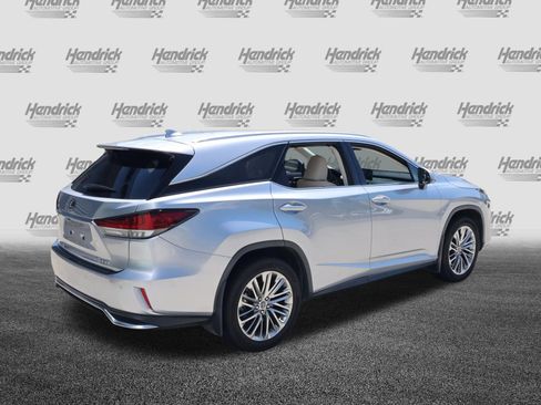 Used 2022 Lexus RX 350L Luxury w/ Accessory Package (Z1) FWD image 9