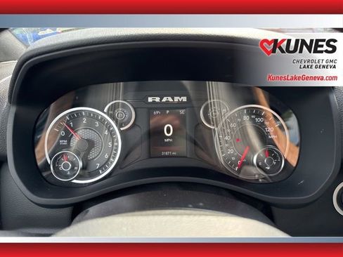 Used 2024 RAM 2500 Big Horn image 38