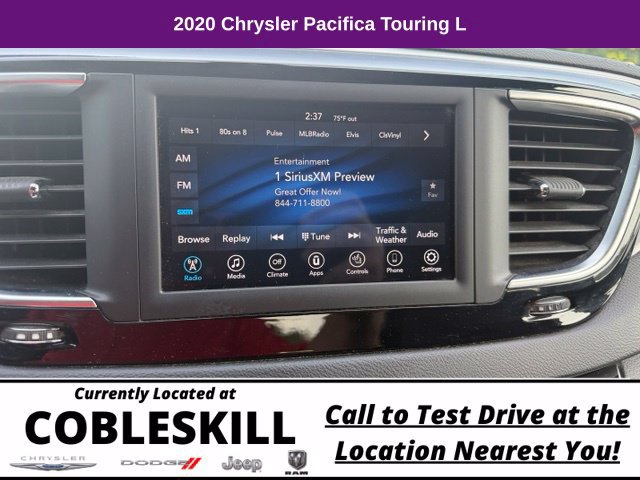 Used 2020 Chrysler Pacifica Touring-L w/ S Appearance Package FWD image 16