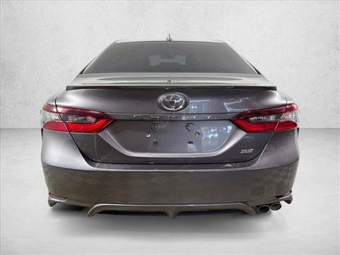 Used 2024 Toyota Camry SE FWD image 4