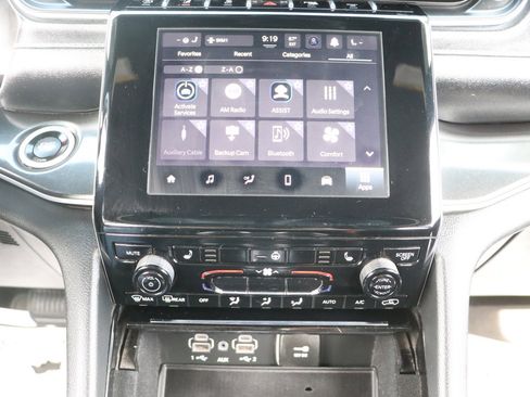 Used 2022 Jeep Grand Cherokee L Laredo AWD/4WD image 21