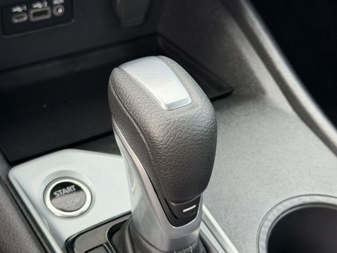 Used 2025 Nissan Altima 2.5 SV FWD image 20