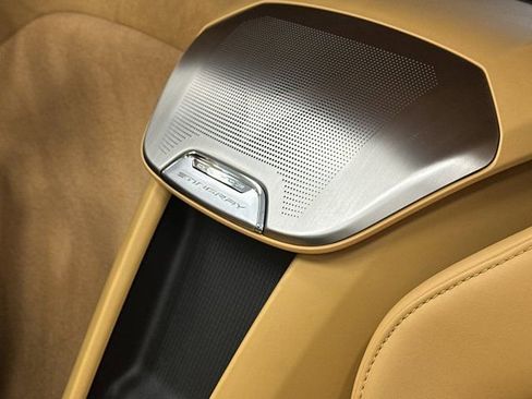 Used 2021 Chevrolet Corvette Stingray Premium Cpe w/ Z51 Performance Package image 24