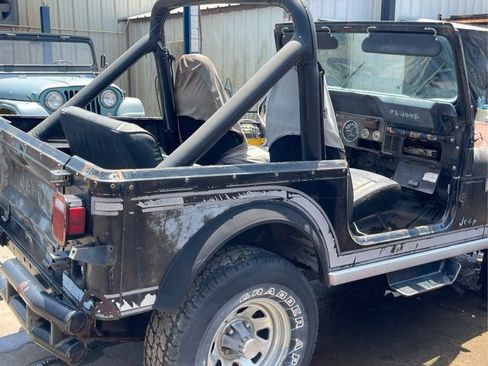 Used 1985 Jeep CJ 7 image 5