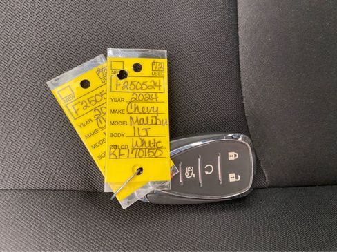 Used 2024 Chevrolet Malibu LT image 36