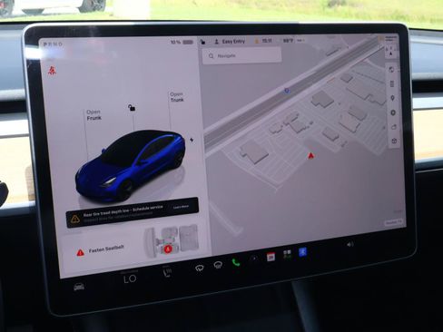 Used 2023 Tesla Model 3 Standard Range RWD image 21