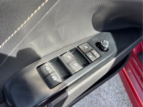 Used 2018 Toyota Camry XSE FWD image 22