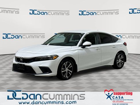 Used 2024 Honda Civic LX image 1
