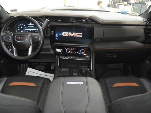 Used 2024 GMC Sierra 2500 AT4 w/ AT4 Premium Plus Package AWD/4WD image 35