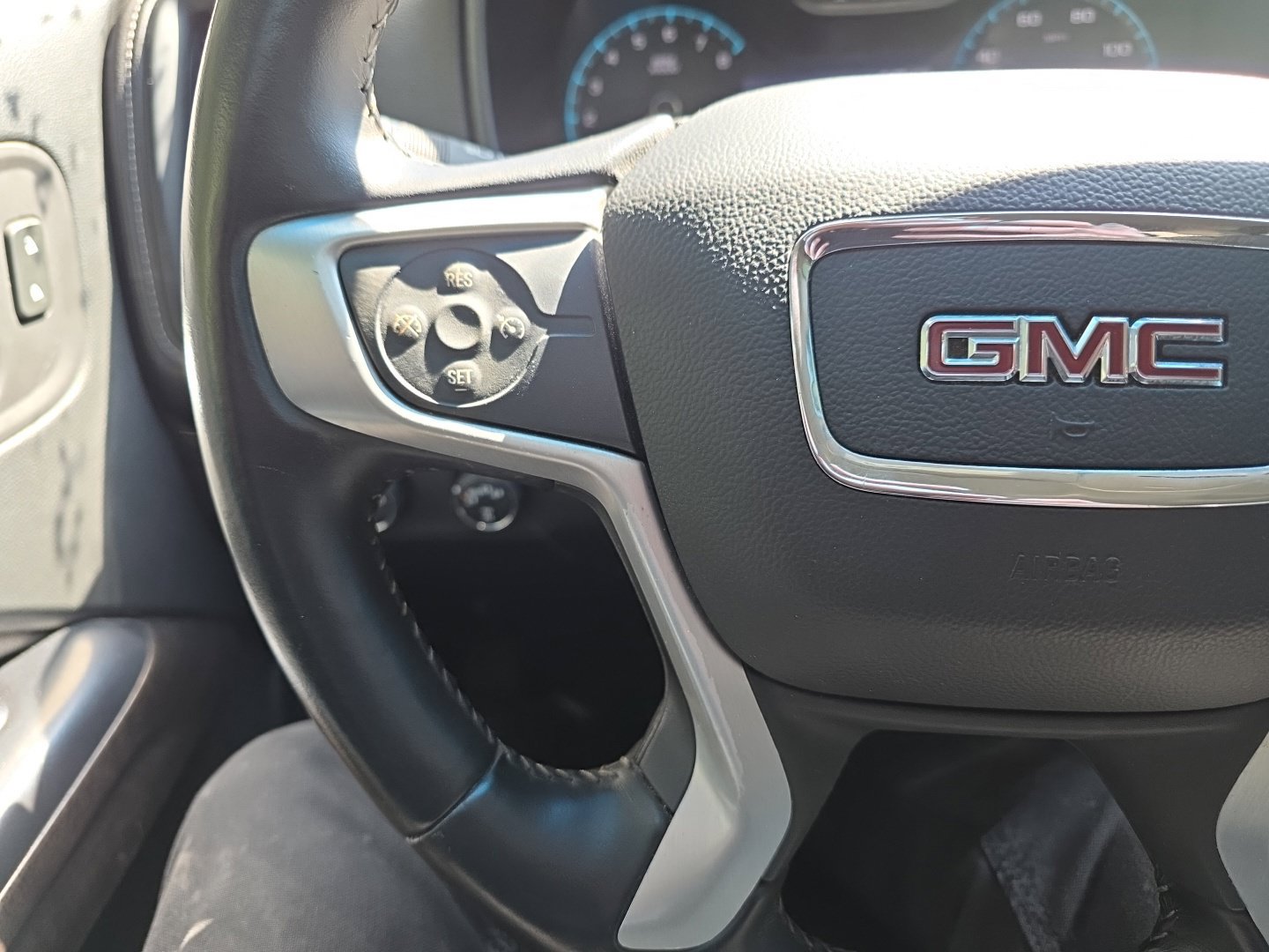 Used 2020 GMC Canyon SLE w/ Elevation Edition AWD/4WD image 11