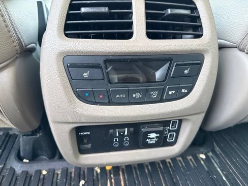 Used 2022 Honda Pilot Elite image 18