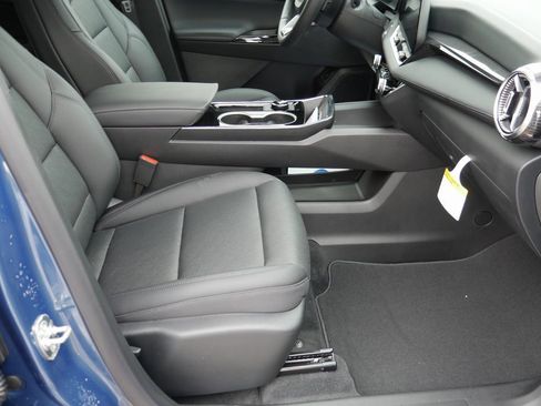 New 2026 Chevrolet Equinox LT image 22