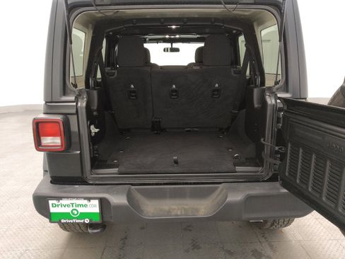 Used 2020 Jeep Wrangler Unlimited Sport S image 29