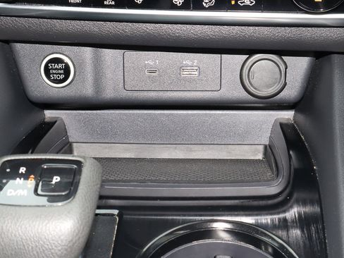 Used 2023 Nissan Rogue SV image 21