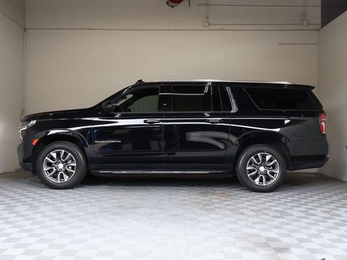 Used 2024 Chevrolet Suburban LS w/ Driver Alert Package RWD image 7