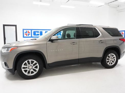 Used 2018 Chevrolet Traverse LT image 10