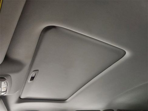 Used 2019 Nissan Armada SL w/ Premium Package image 25