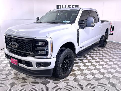 New 2026 Ford F250 XLT w/ XLT Premium Package image 3