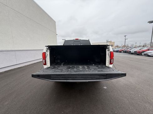 Used 2019 Ford F150 Lariat image 26