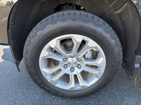 Used 2023 Chevrolet Silverado 1500 LTZ w/ Technology Package image 2