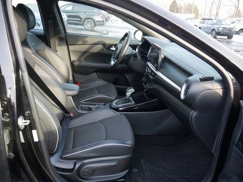 Used 2023 Kia Forte GT-Line w/ GT-Line Premium Package image 25