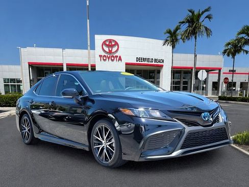Certified 2024 Toyota Camry SE w/ Audio Upgrade Package FWD image 30