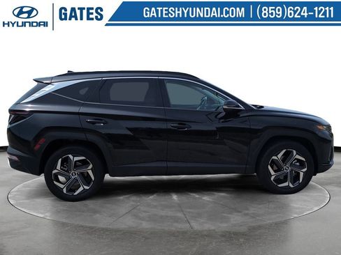 Certified 2024 Hyundai Tucson Limited AWD/4WD image 3