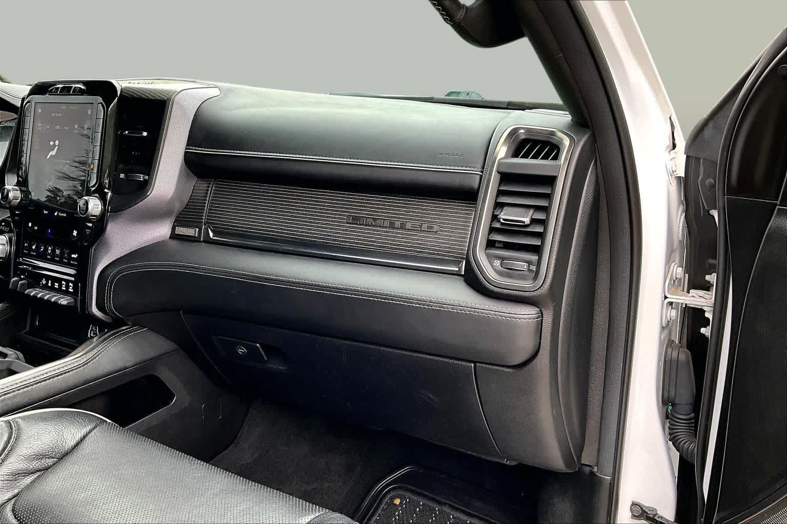 Used 2020 RAM 1500 Limited AWD/4WD image 19