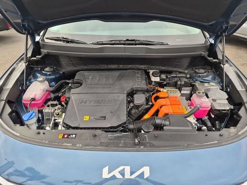 Used 2025 Kia Niro EX FWD image 31