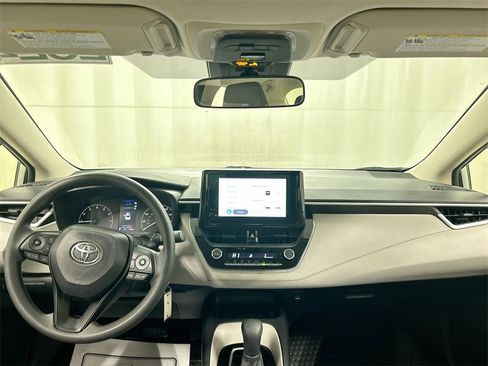 Used 2024 Toyota Corolla LE image 18