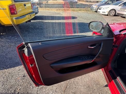 Used 2011 BMW 128i Convertible RWD image 16