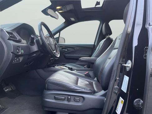 Used 2020 Honda Ridgeline Black Edition image 17