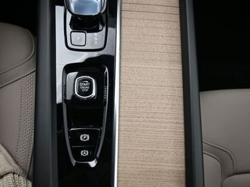 New 2026 Volvo XC60 T8 Plus w/ Protection Package Premier AWD/4WD image 11